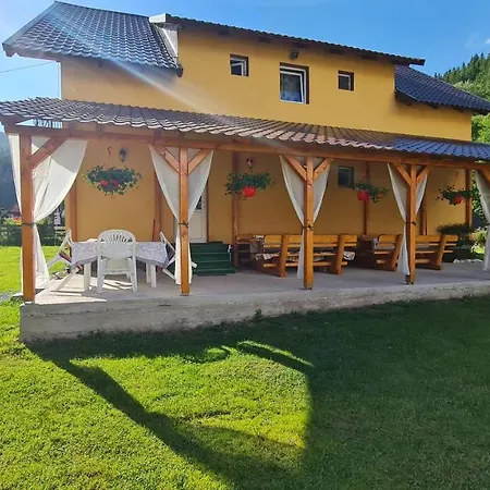 Casa Natalia Raisa 게스트하우스 Arieşeni