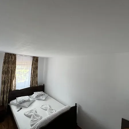 Casa Natalia Raisa 게스트하우스